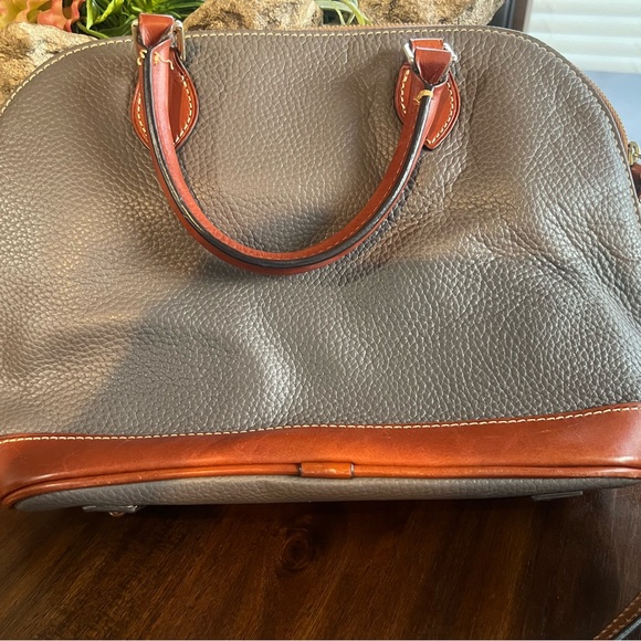 Dooney and Bourke purse and wallet - Picture 4 of 5